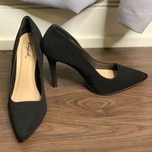 Black suede 4” heels